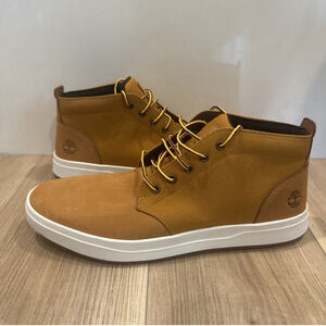 Timberland Chukka Boots for Men on Sale up to 90% Off: Poshmark display picture 1